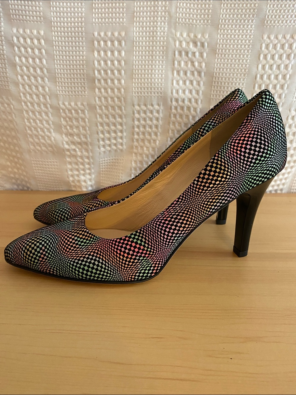 Vintage 90s optical illusion checkerboard heels by Brunate Italian leather - Picture 4 of 10